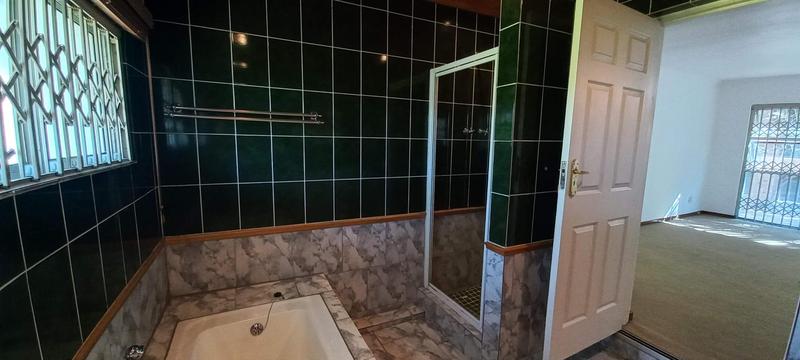 To Let 5 Bedroom Property for Rent in Briza Western Cape